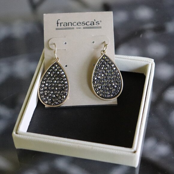 Francesca's Collections Jewelry - francesca's earrings * black stones * gold * new